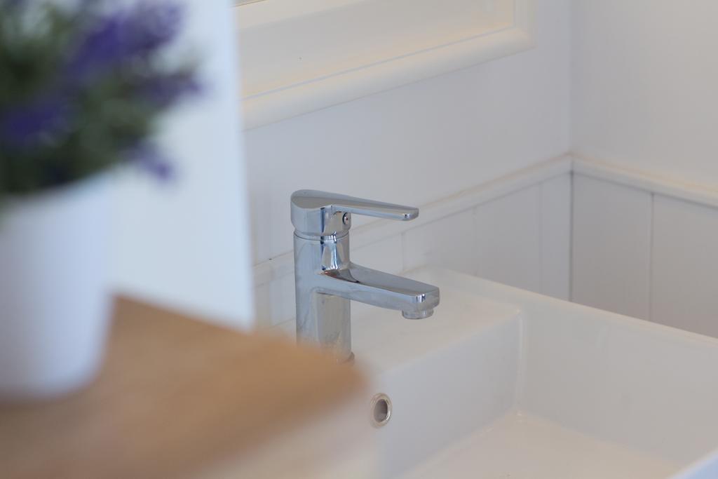 The Carpenter'S Boutique Apartments Marbella Room photo